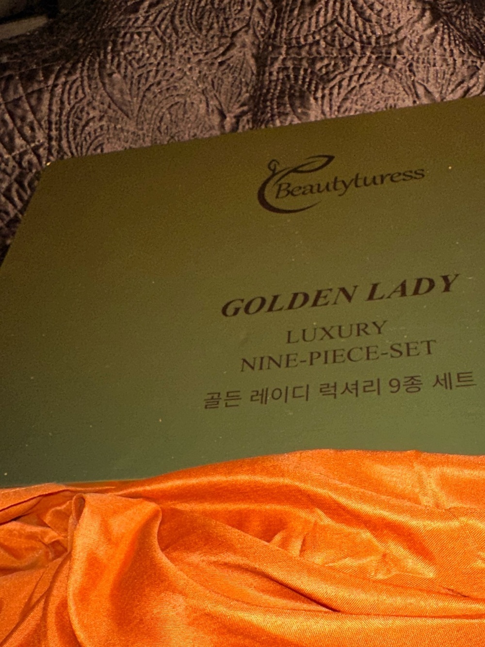 Beautyturess Golden Lady Luxury Nine-Piece Set - Gold.Shipping gratis. - Picture 2 of 8